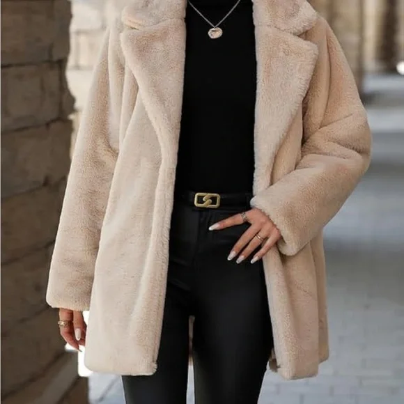 Women's Cream Faux Fur Coat - Picture 2 of 4